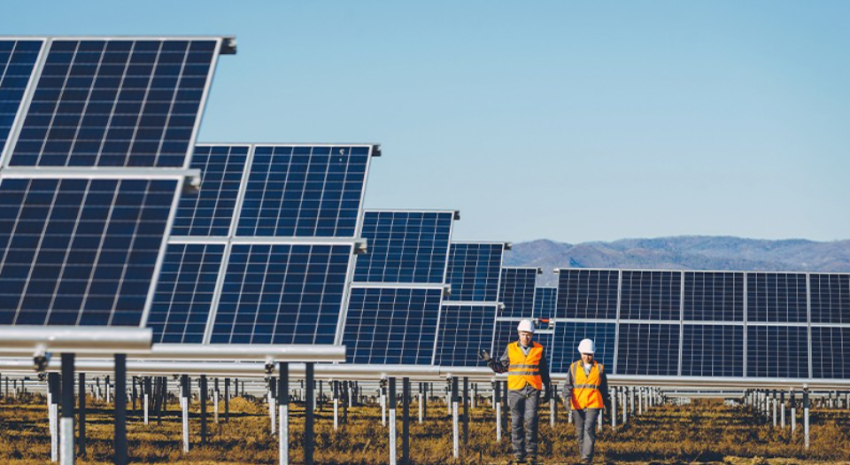 Pembangkit Listrik Tenaga Surya Memanfaatkan Energi Matahari untuk Kebutuhan Listrik